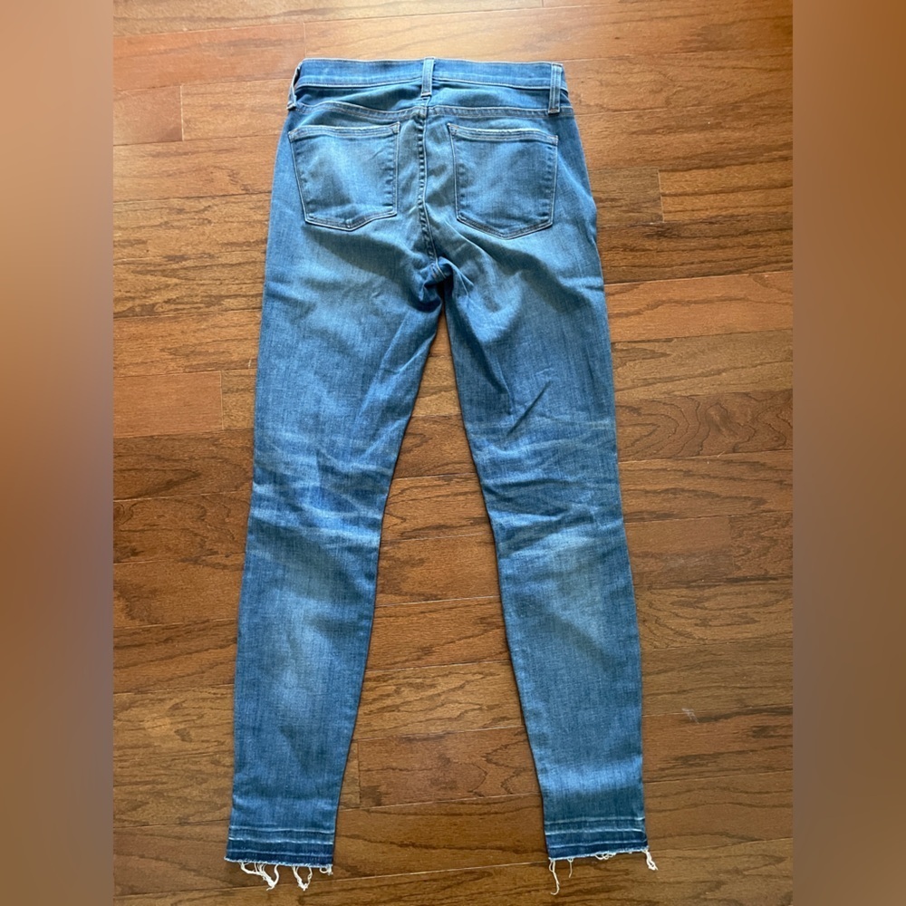 J. Crew 8" toothpick jean in Newcastle wash with let-down hem size 27 - Picture 3 of 4